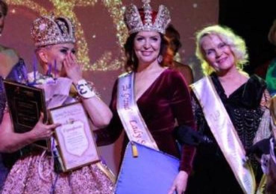 Участница конкурса «Grand Lady Siberia» Нэлли Лысенко из Бердска предсказала обладательницу короны на конкурсе красоты 50+ в Сочи
