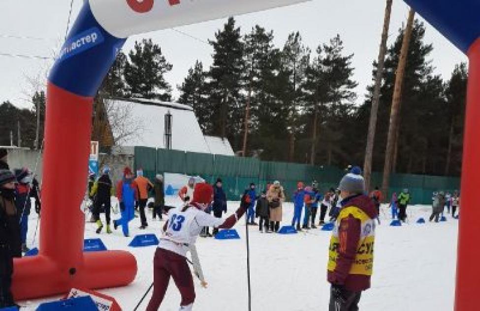 Команда бердской школы №8 завоевала бронзу на Всероссийских соревнованиях по лыжным гонкам