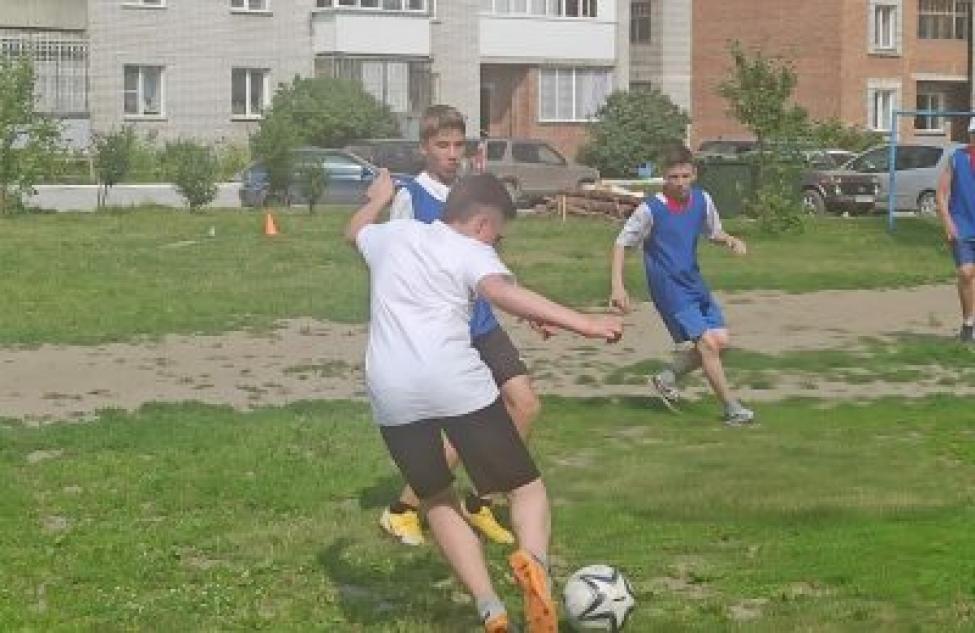 В Бердске простые мальчишки мечтают сделать свой двор спортивным центром