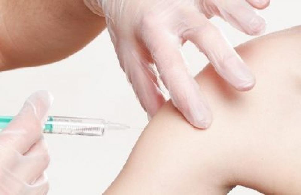 Бердчанам начали ставить однокомпанентную вакцину «Спутник Лайт»