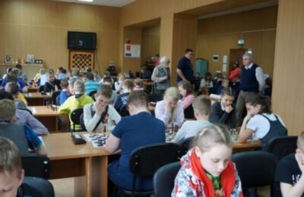 На турнирах  шахматного центра «Маэстро» в Бердске вырастают звезды