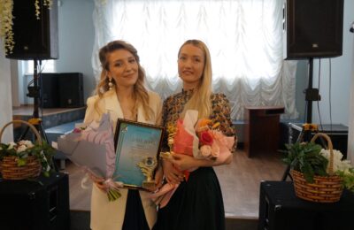 В Бердске выбрали «Учителя года» и «Воспитателя  года»: ими стали педагоги из первой школы и детского сада «Семицветик»