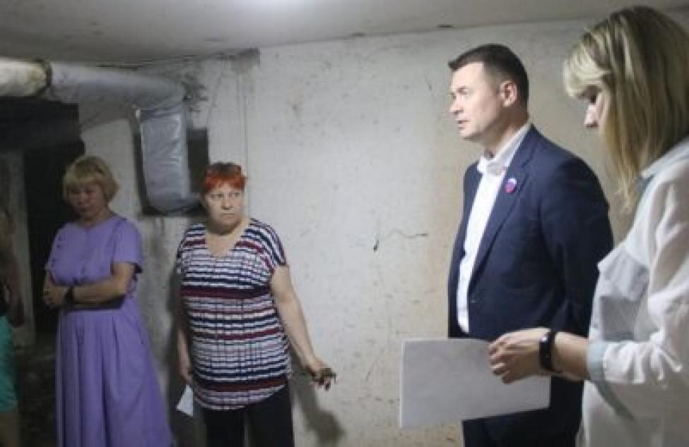 Устранить подтопления в подвале пообещали власти Бердска жителям Микрорайона, 9
