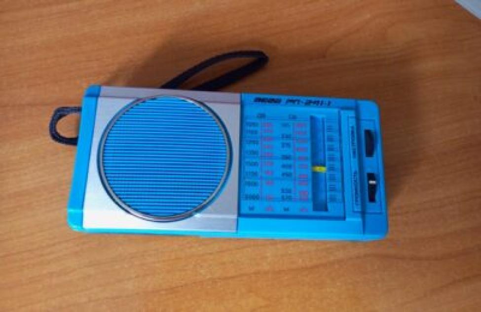 «Оживляет» радиоприёмники, выпущенные на радиозаводе «Вега», бердчанин
