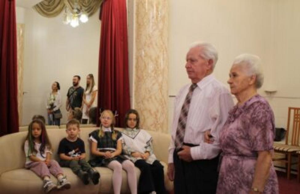 Отметили 60 лет совместной жизни супруги Алексеевы из Бердска