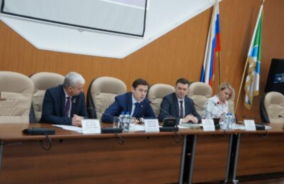 Депутат Государственной Думы РФ Александр Аксененко в рамках региональной недели побывал в Бердске