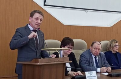 Депутаты в Бердске выбрали Главу города: Роман Бурдин пообещал оправдать доверие