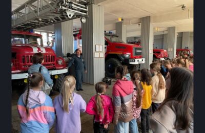 Сотрудников и ветеранов пожарной охраны Бердска поздравили с профессиональным праздником
