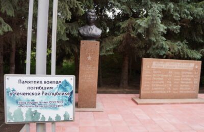 Ветераны Бердской бригады обновили памятник погибшим на Северном Кавказе
