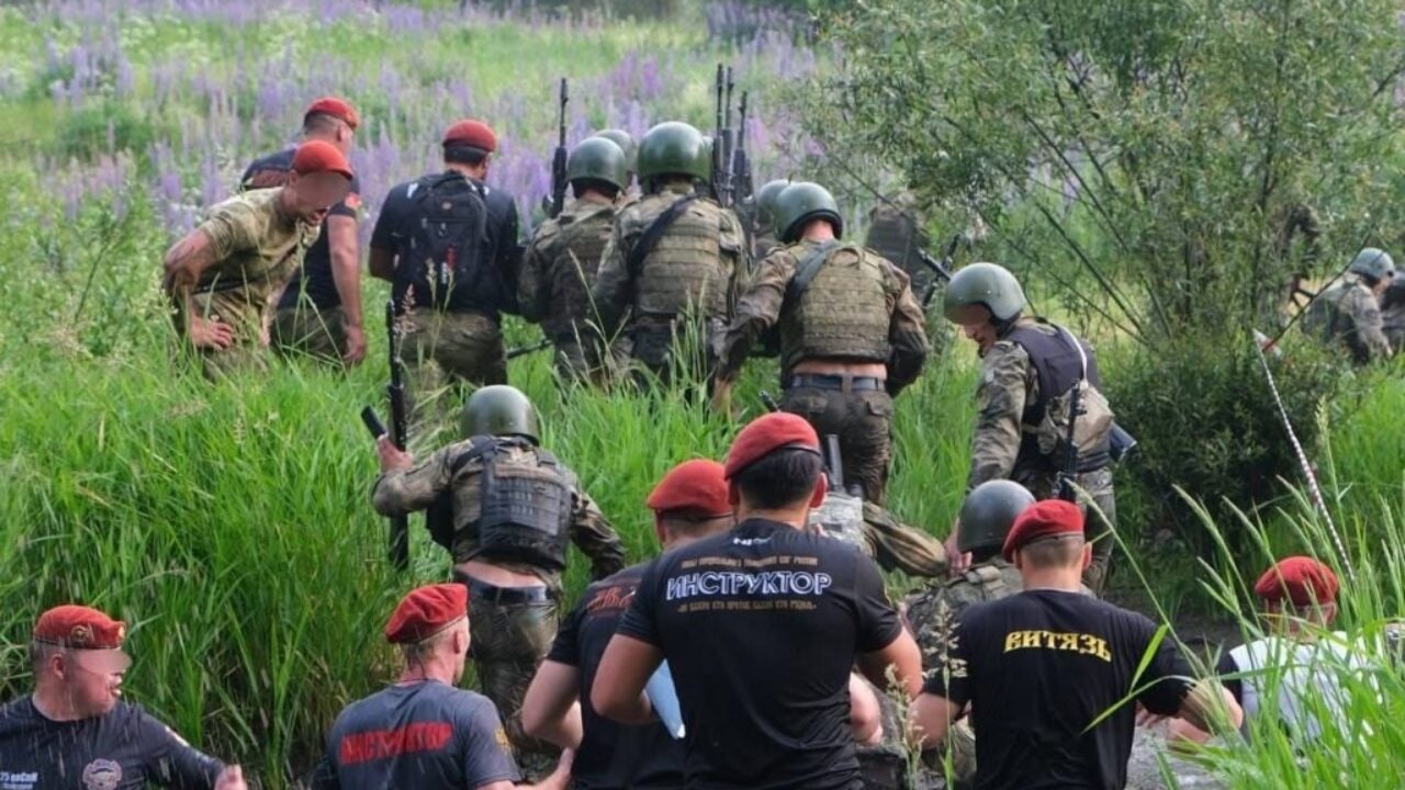 14 военнослужащих региона прошли испытания на право ношения крапового  берета - Бердские новости