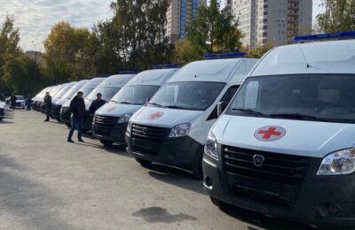 66 новых машин передали в городские и районные больницы Новосибирской области