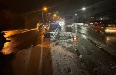 Сразу три автомобиля попали в ДТП на «Чуйском тракте» в Бердске