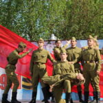 Праздник со слезами на глазах прошел на площади ДК «Родина»