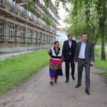 Глава Бердска проконтролировал ход капремонта в Экономическом лицее
