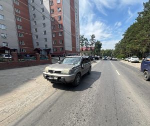 Мужчину сбила иномарка в Новом поселке в Бердске