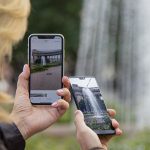Как защитить смартфон от жары и воды летом
