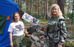 Волонтеры пообщались с Губернатором на Фестивале «Патриоты Сибири» в Бердске