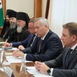 Сохранение традиционных российских ценностей, развитие благотворительности, поддержку земляков, участвующих в СВО обсудили в правительстве НСО