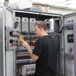 Уже пятый производитель электротехнического оборудования присоединился к нацпроекту в Новосибирске