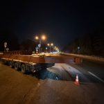 Легковой автомобиль столкнулся с грузовиком с прицепом в Бердске