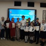 В библиотеке Бердска оживили картины юных художников о Великой Отечественной войне