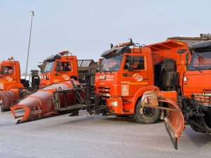 Порядка 1000 спецмашин привлекаются к очистке дорог в Новосибирской области