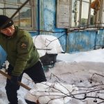 Ветераны СВО из Бердска очистили от снега усадьбу матери двух бойцов