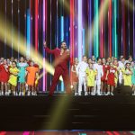 Бердские «кнопочки» спели с Ларисой Долиной