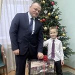 Подарки от Анатолия Серышева получили ещё пятеро участников акции «Ёлка желаний»