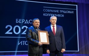 «Масштабные программы будут продолжены» – Губернатор призвал бердчан продолжать развитие