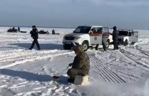 Бердчанам напомнили об опасности выезда на лёд на автомобиле