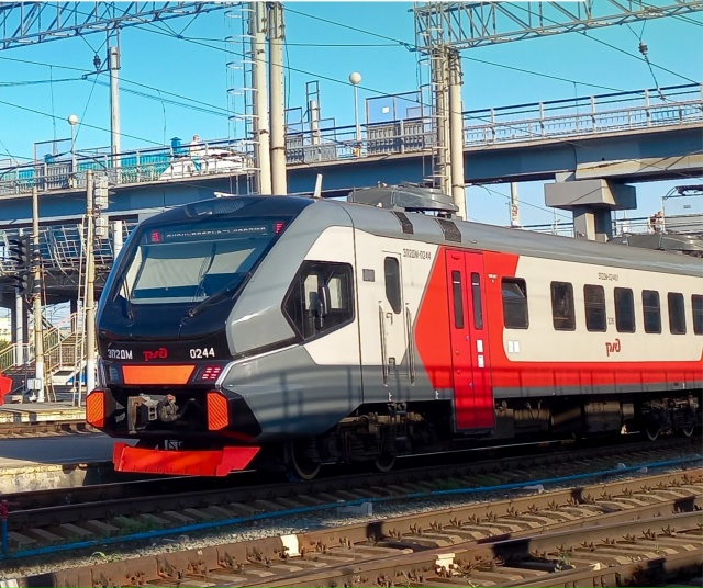 На график выходного дня перейдут поезда региона в майские праздники