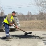 В Бердске ремонтируют дорогу на Водозабор