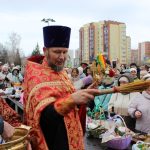 Бердчане прошли Крестным ходом и отметили Светлую Пасху