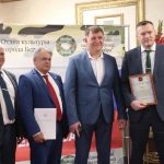 Укрепляют экономику и помогают фронту: в Бердске чествовали предпринимателей