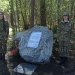 Юные патриоты в Бердске почтили память бойцов запасных полков у Обелиска в лесу
