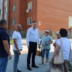 Выездной прием жителей провел Глава Бердска на улице Ключевой