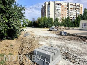 Восстанавливают покрытие на перекрёстке улиц Горького и Пушкина в Бердске