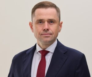 Депутат Госдумы в День знаний пожелал учащимся открытий и достижений