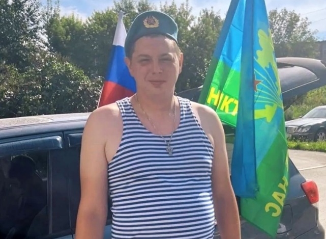 “На мне навсегда голубой берет”: боец из зоны проведения СВО поздравил десантников Бердска с Днём ВДВ
