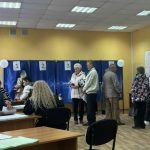 Бердчане проявляют активность в последний день выборов