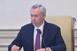 Губернатор проголосовал на выборах с использованием дистанционного формата