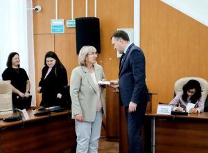 Глава Бердска Семён Лапицкий передал землякам на фронт 146 000 рублей