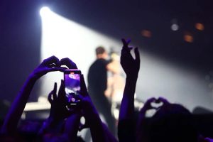 Как выбрать рок-концерт и подготовиться к выступлению