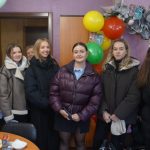 Сто пирожков подарили «пеликановцы» коллективу «Бердские новости» на 95-летие газеты